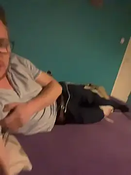 mateuszuuu online show from 04-26-26, 01:47