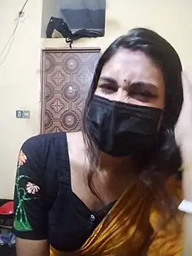 Snapshot of queenneha69 chatting on 08-05-26, 05:38 queenneha69 online show from 08-05-26, 05:38
