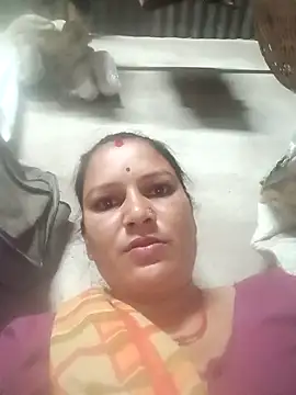 Hot hiuj online show from 04-21-26, 09:06