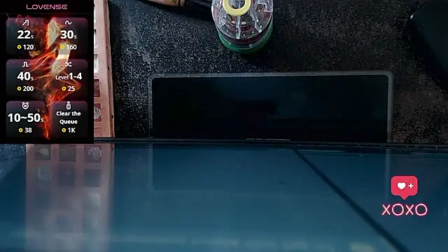 Naughty QueenXoXo online show from 01-08-26, 02:41