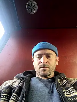 Snapshot of Majestik1 chatting on 01-16-26, 12:20 Majestik1 online show from 01-16-26, 12:20