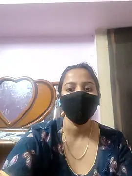 Snapshot of Tamilfathi chatting on 01-10-26, 12:18 Tamilfathi online show from 01-10-26, 12:18