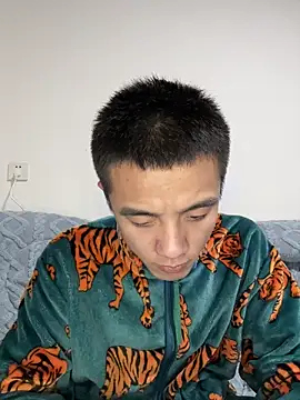 Snapshot of TOYOTA-01 chatting on 01-10-26, 05:04 TOYOTA-01 online show from 01-10-26, 05:04