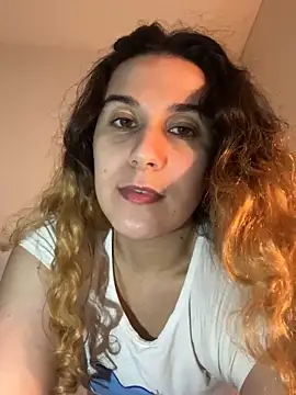 Snapshot of joanaguerreiru chatting on 02-11-26, 11:10 joanaguerreiru online show from 02-11-26, 11:10