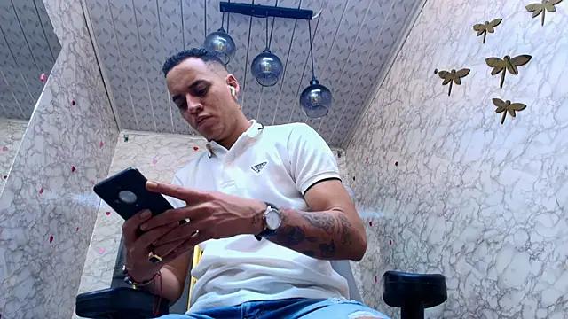 Snapshot of Brent_Storne chatting on 02-18-26, 03:35 Brent Storne online show from 02-18-26, 03:35