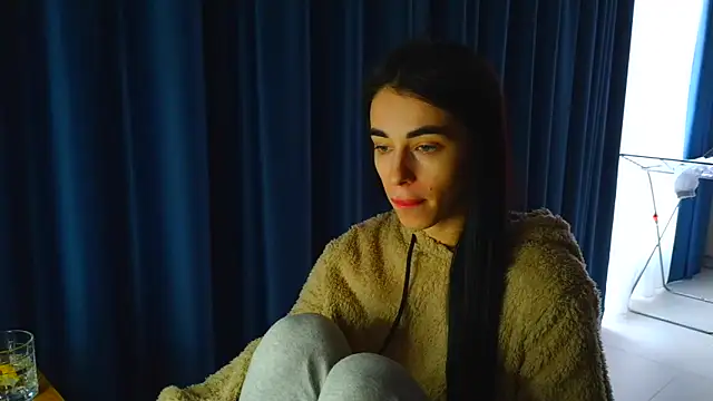 Vlada Elfie online show from 04-01-26, 06:03