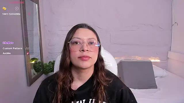 lanna 18  online show from 07-28-26, 11:50