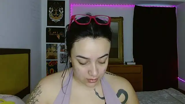 Nova-Satela online show from 03-05-26, 05:20