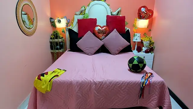 Dalila Najjar  online show from 06-03-26, 02:33