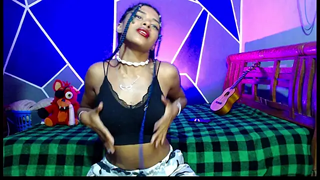 Snapshot of Little_Darkness_Dancer chatting on 01-05-26, 11:30 Little Darkness Dancer online show from 01-05-26, 11:30