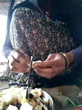 Queen chayna online show from 01-08-26, 01:52