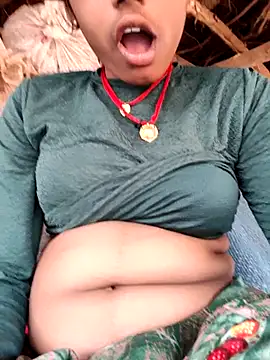 Queen chayna online show from 03-21-26, 10:42