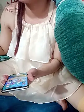 Snapshot of _phuonglan_ chatting on 01-08-26, 04:20 phuonglan online show from 01-08-26, 04:20