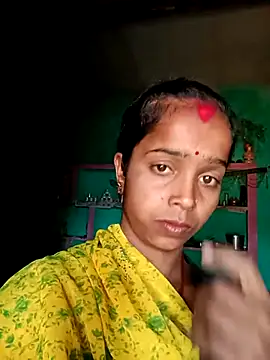 Snapshot of Alisha_beby143 chatting on 01-11-26, 06:51 Alisha beby143 online show from 01-11-26, 06:51