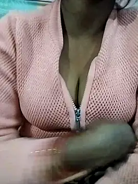 Lovely-Julie online show from 01-08-26, 05:26