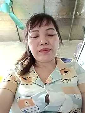 Snapshot of Sana-vn chatting on 04-24-26, 01:46 Sana-vn online show from 04-24-26, 01:46