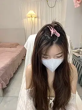  xiaoxinxin  online show from 04-17-26, 05:05