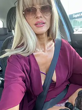NaughtyNinky online show from 06-06-26, 06:40