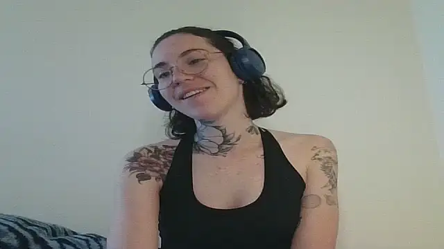 Dirty Pink online show from 03-26-26, 09:37