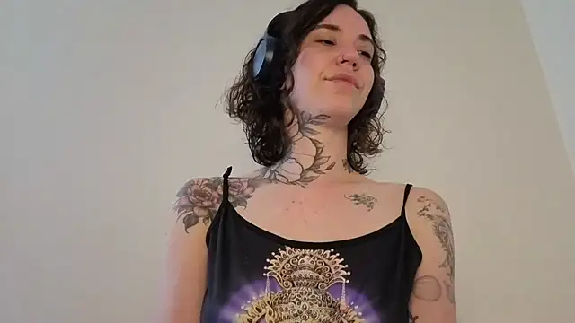 Dirty Pink online show from 06-03-26, 03:06