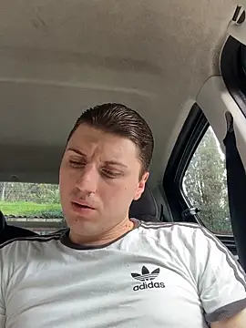 Snapshot of allee2206 chatting on 02-27-26, 10:04 allee2206 online show from 02-27-26, 10:04