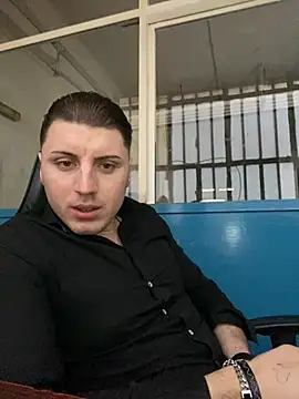 Snapshot of allee2206 chatting on 03-01-26, 06:15 allee2206 online show from 03-01-26, 06:15