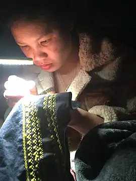 Minhkhue121 online show from 01-11-26, 03:22