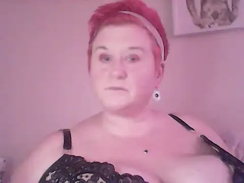 BustyRedxx online show from 03-17-26, 11:24