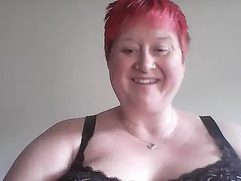 BustyRedxx online show from 04-28-26, 11:26