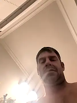 Snapshot of RyanTow06011148 chatting on 03-16-26, 05:44 RyanTow06011148 online show from 03-16-26, 05:44