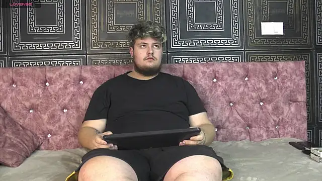 XavierMax online show from 01-11-26, 05:56