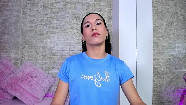 bella-rousse online show from 01-12-26, 12:43