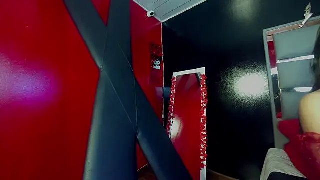 Clarita Hill online show from 02-25-26, 07:34