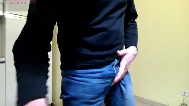 Snapshot of Ele7b5 chatting on 04-07-26, 09:26 Ele7b5 online show from 04-07-26, 09:26
