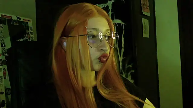 Aoidandelion online show from 03-25-26, 11:44