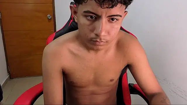 Alluringangel23 online show from 03-05-26, 02:40