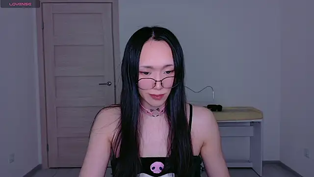 ChosenChampionofSlaanesh online show from 01-09-26, 12:02