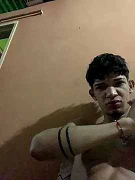 tubebesote0912 online show from 01-06-26, 06:22