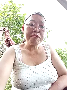 Agnes-baby online show from 05-14-26, 10:44