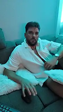 Snapshot of Angelo_33 chatting on 01-17-26, 08:41 Angelo 33 online show from 01-17-26, 08:41