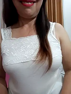 Snapshot of Lika_mec chatting on 05-30-26, 03:31 Lika mec online show from 05-30-26, 03:31