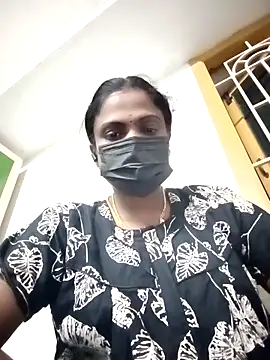 Snapshot of Tamil_Maha69 chatting on 04-29-26, 06:25 Tamil Maha69 online show from 04-29-26, 06:25