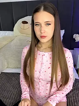 EmilieFox online show from 01-19-26, 06:28