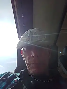 Der Schoene Penis online show from 04-15-26, 01:18