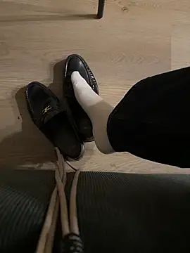 Snapshot of leshowcho chatting on 02-21-26, 08:54 leshowcho online show from 02-21-26, 08:54