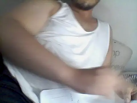 Snapshot of DrosXO chatting on 02-24-26, 12:52 DrosXO online show from 02-24-26, 12:52