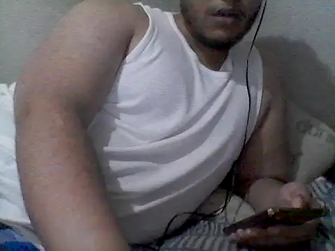 Snapshot of DrosXO chatting on 03-14-26, 07:41 DrosXO online show from 03-14-26, 07:41