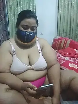 momo loves online show from 03-11-26, 06:36