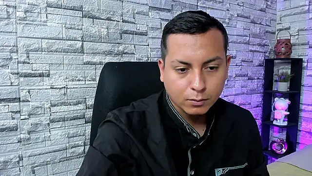 Snapshot of Hadarah_and_Hasan chatting on 01-09-26, 06:31 Hadarah and Hasan online show from 01-09-26, 06:31