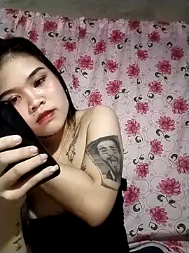 Snapshot of hotbabe69xx chatting on 02-11-26, 01:27 hotbabe69xx online show from 02-11-26, 01:27